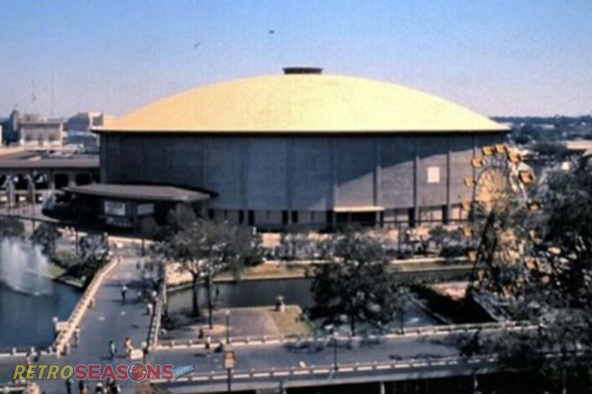 San Antonio Spurs - Arena History - RetroSeasons.com